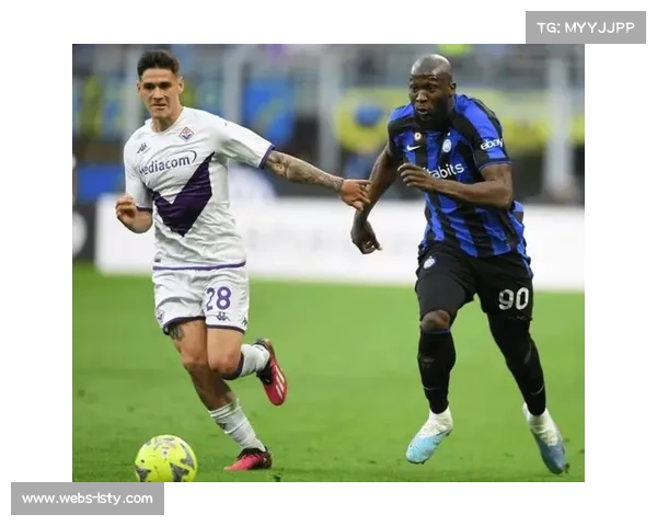 意甲拉齐奥对阵佛罗伦萨，双方实力接近